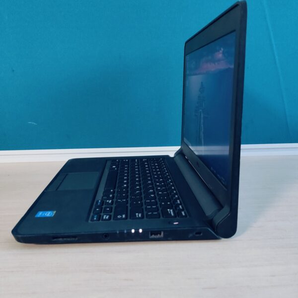 Dell E3340 i3 - Image 4