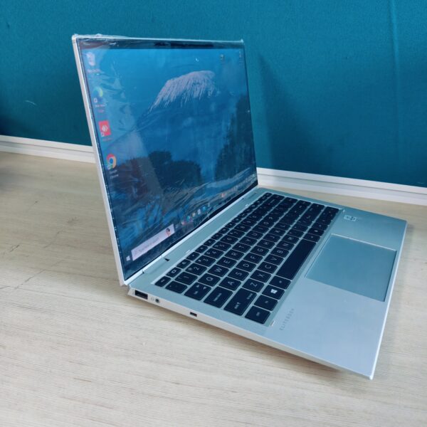 HP EliteBook 1040G7 - Image 4