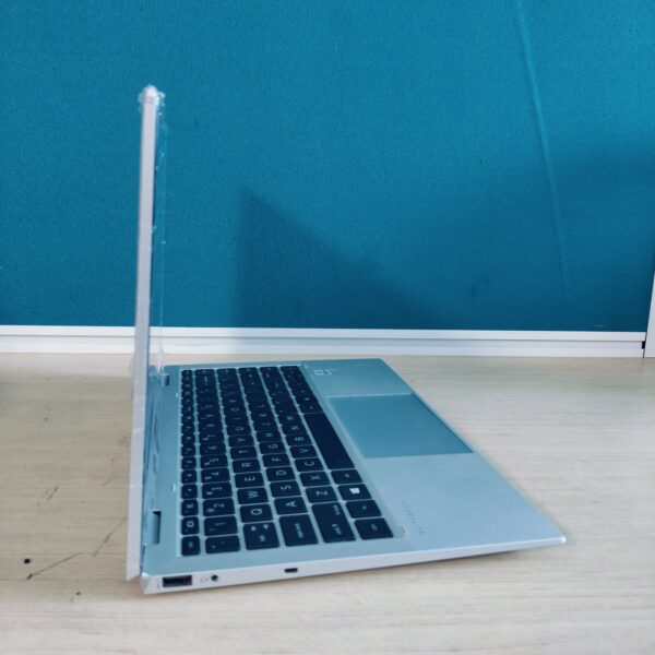 HP EliteBook 1040G7 - Image 5