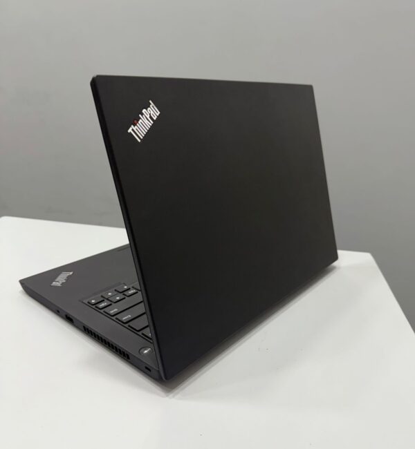 Lenovo ThinkPad L490 - Image 2